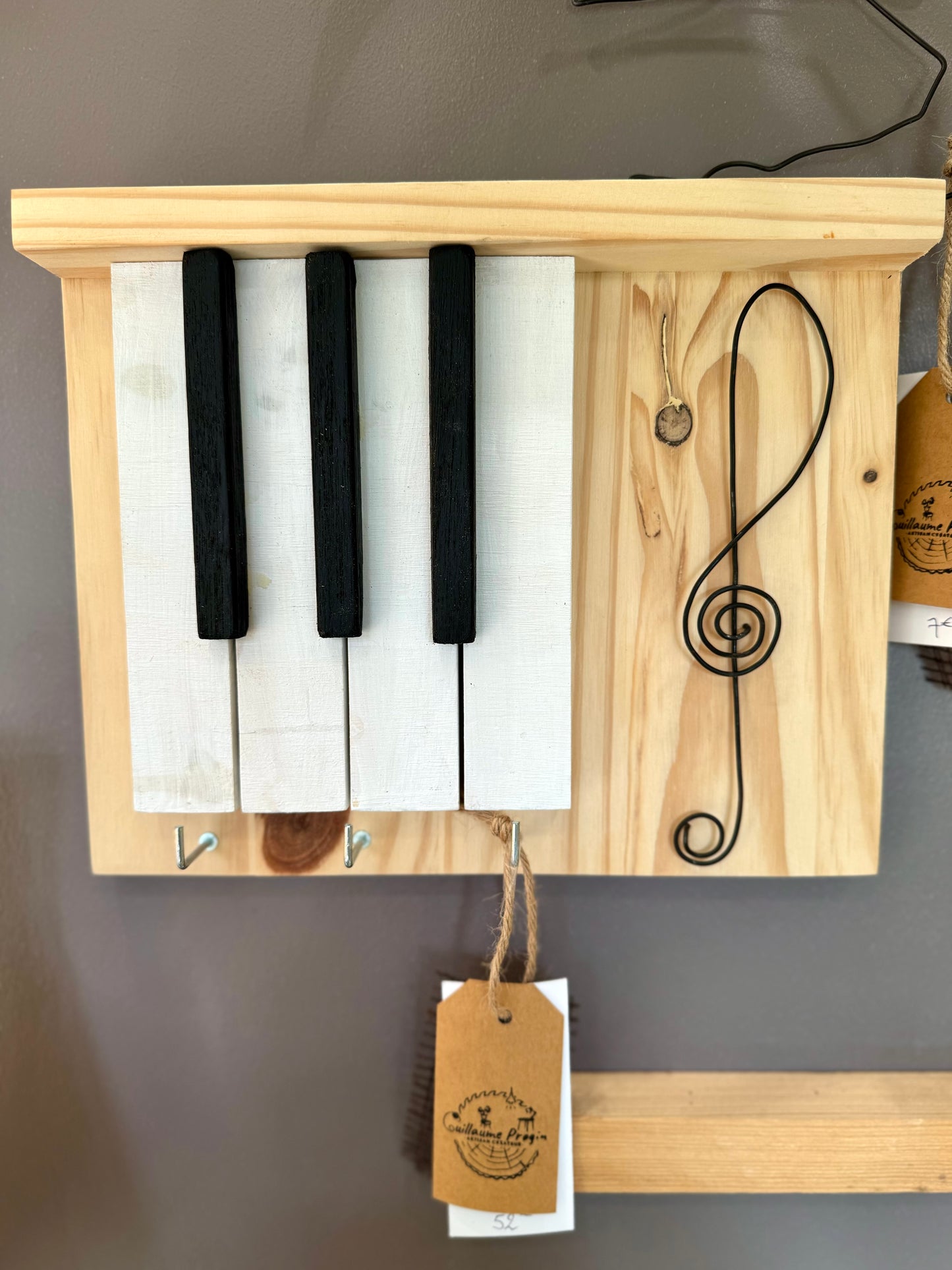 Tableau "piano et clef de sol" dépose