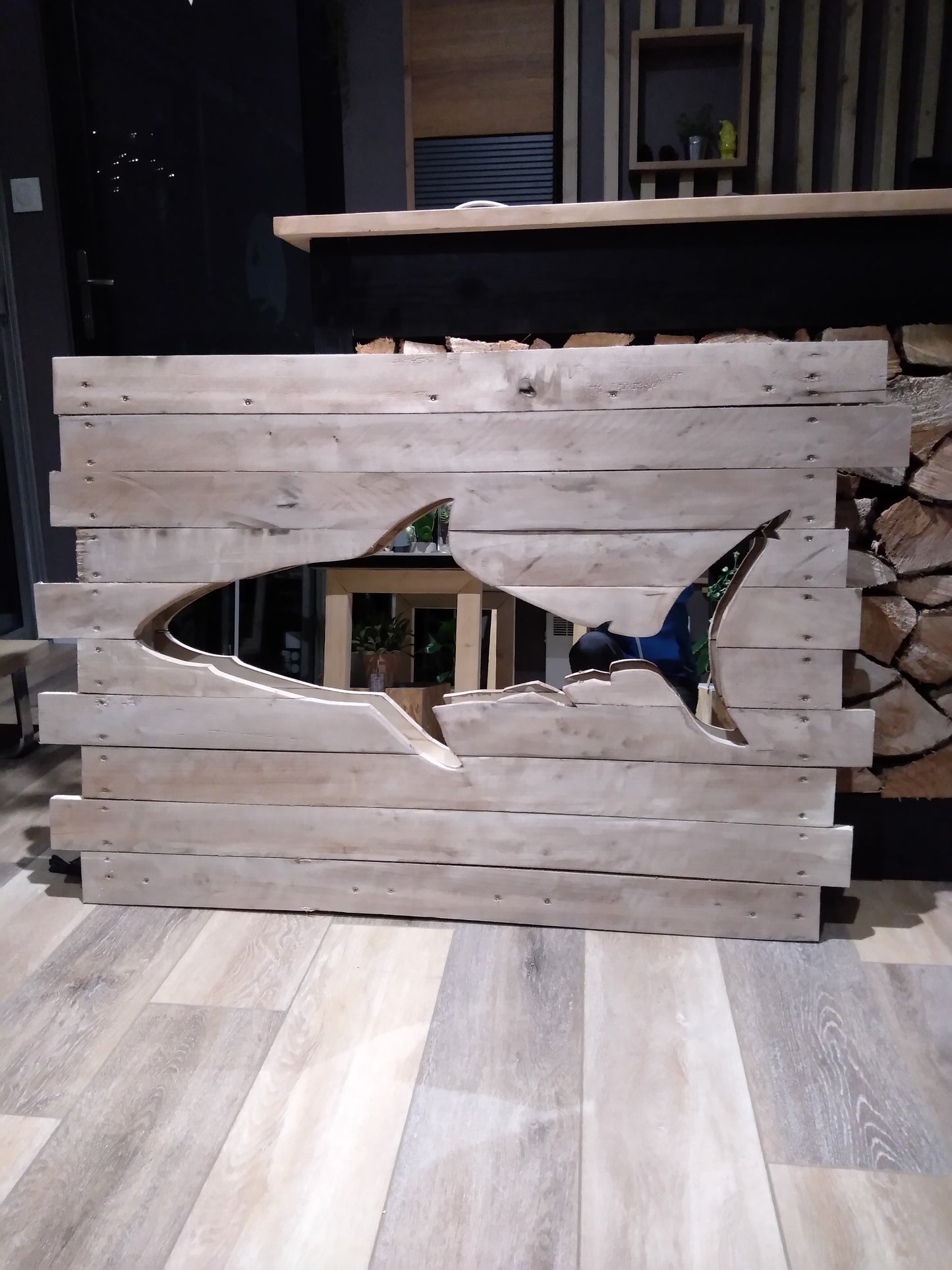 Tableau miroir lumineux requin (non expediable)