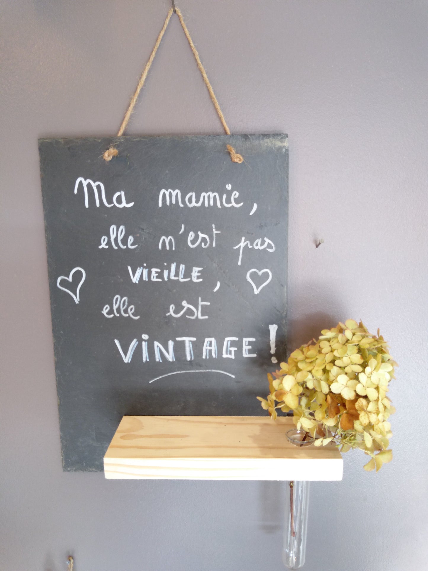 Ardoise citation étagère et fleurs séchées