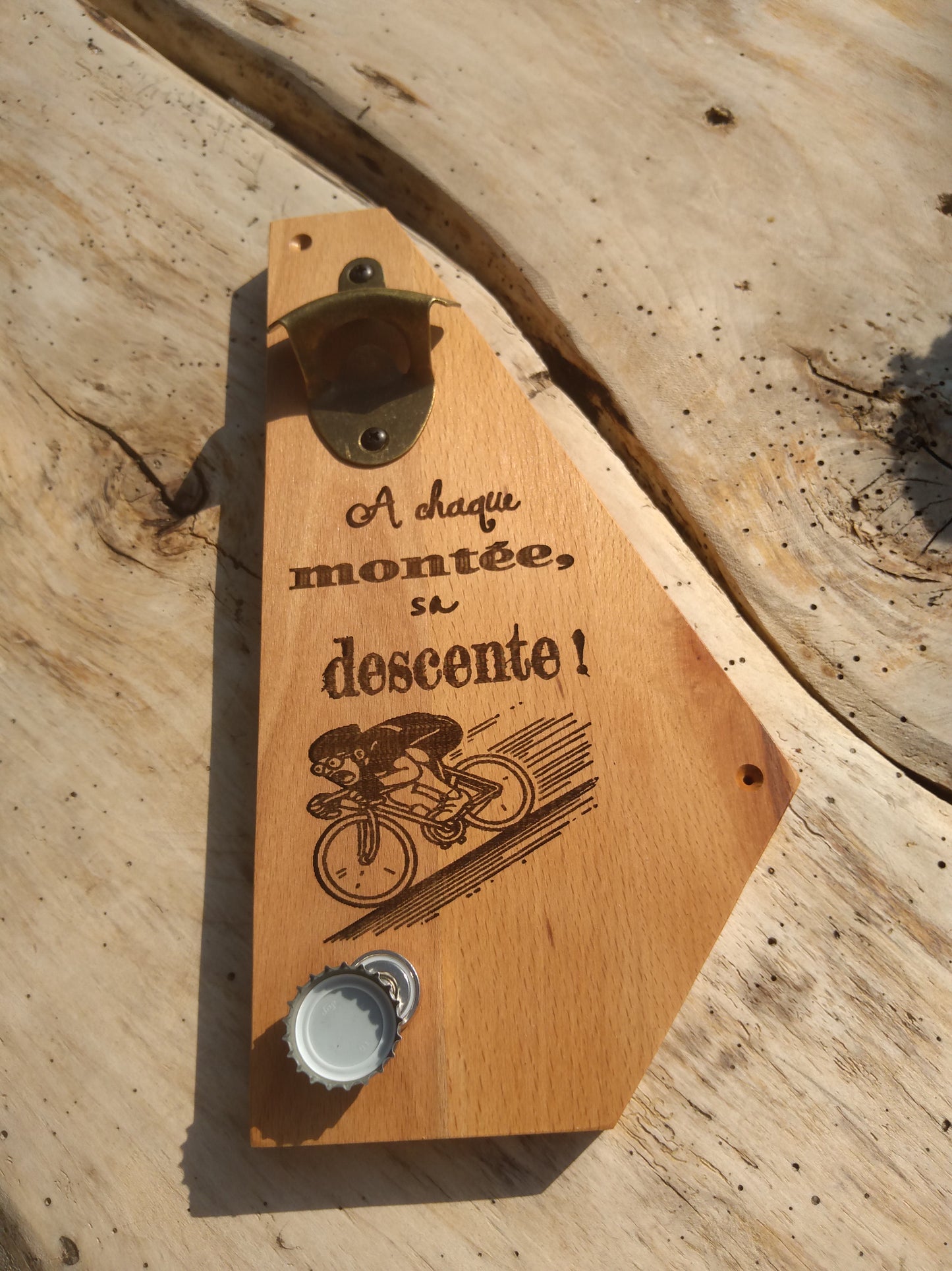 Décapsuleur murale "vélo"