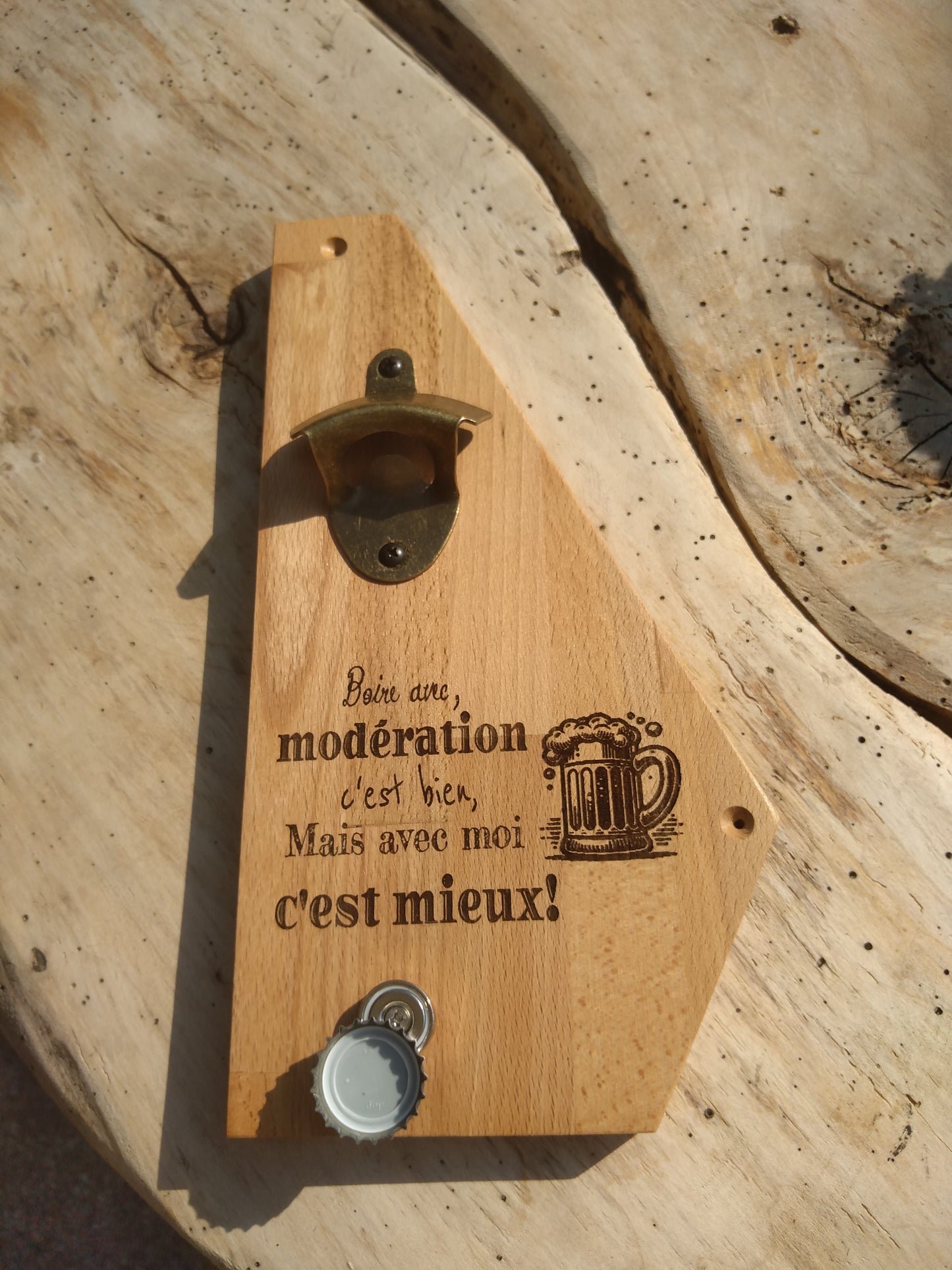Décapsuleur murale "boire avec modération..."