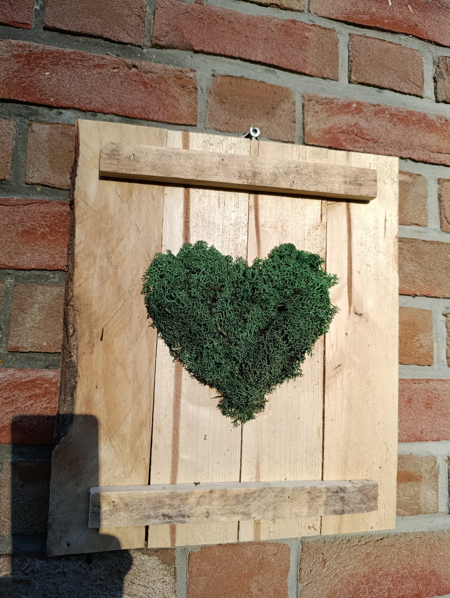 Heart-shaped frame 35x30cm