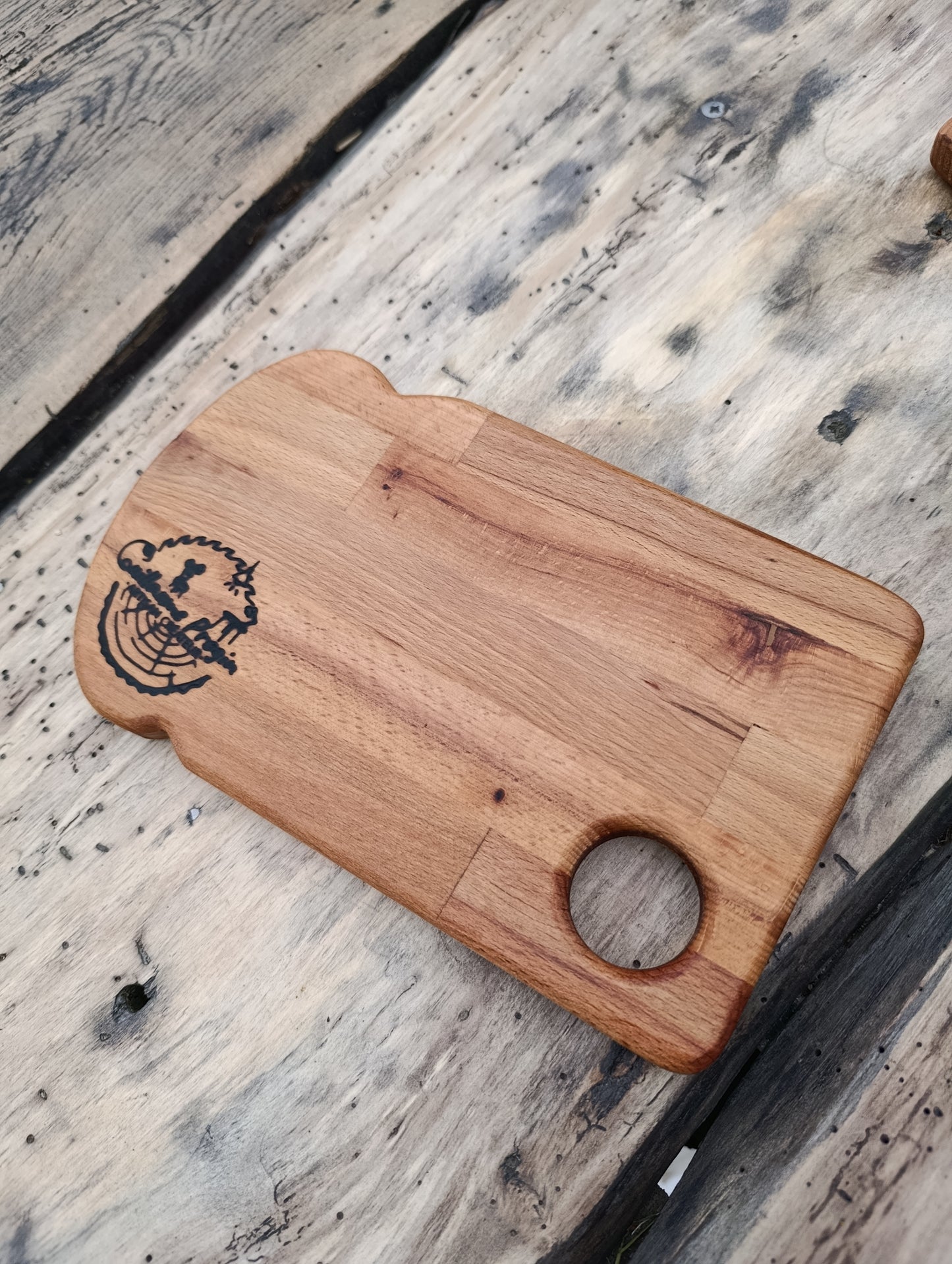 Planche oeuf (décor baricade)