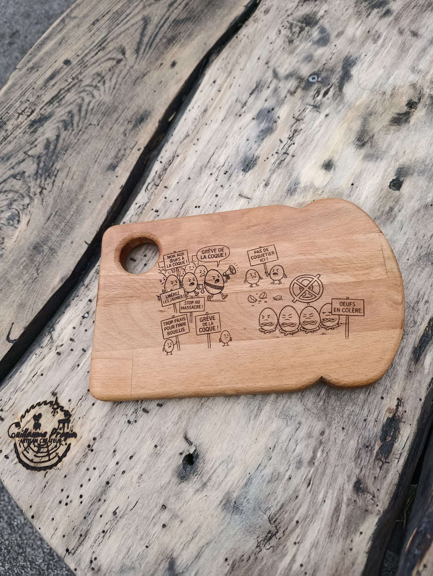 Planche oeuf (décor défilé)