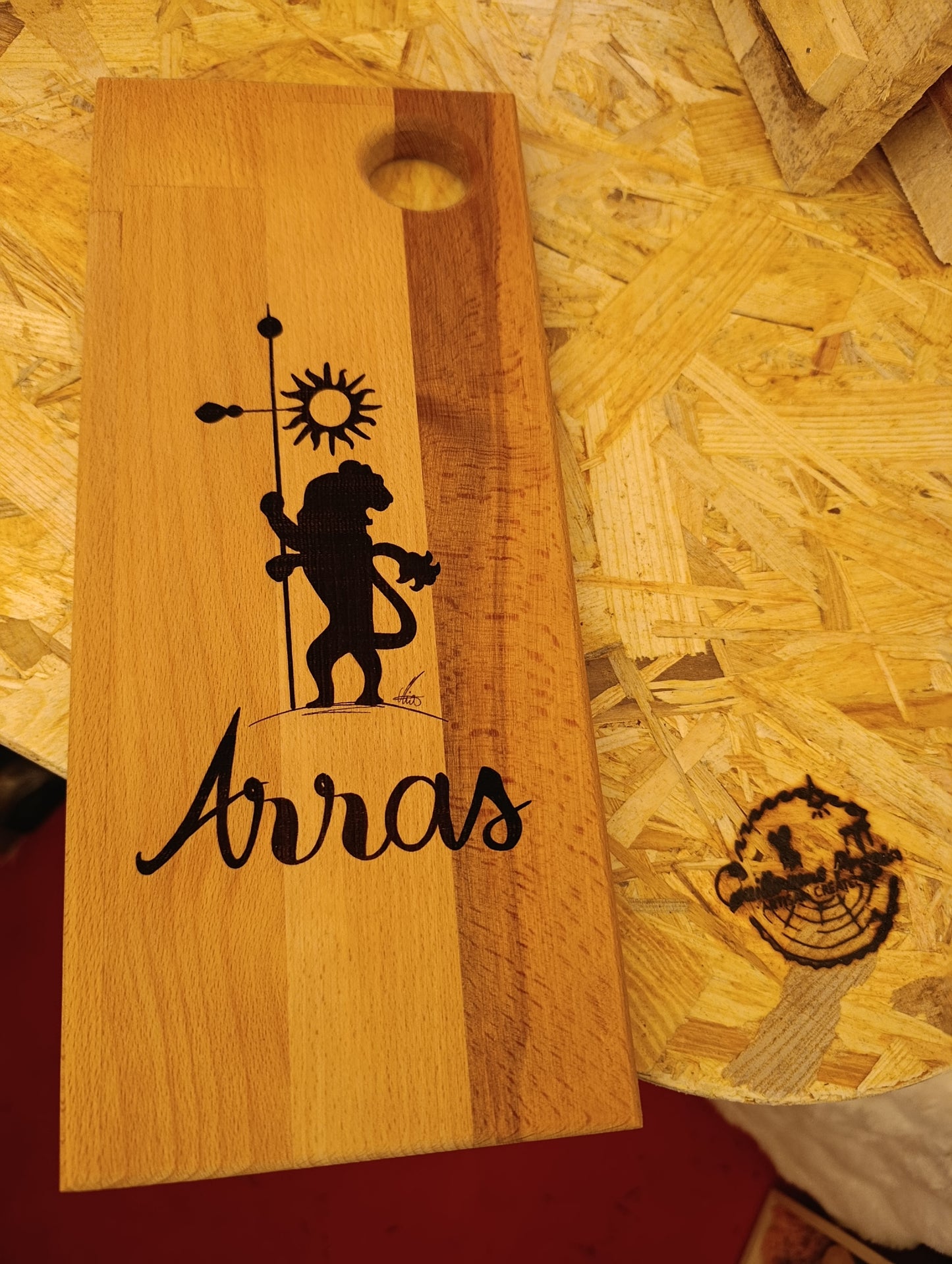 Planche apéritive "Lion d'Arras" 33x15cm