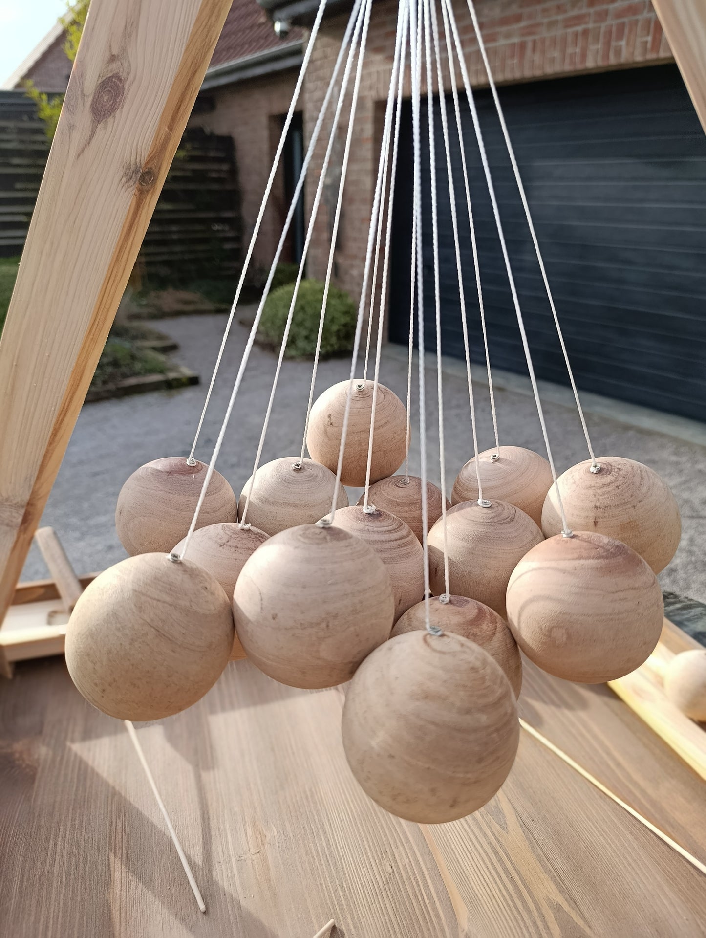 Galactica disponible à la vente et à la location 15eur) jour où weekend 
"Jeu en bois Galactica – Jeu d’adresse et d’équilibre – Grand jeu en bois artisanal – Idéal animation et location"