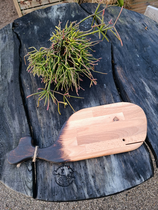 Planche à découper baleine